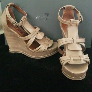 7 For All Mankind Rhemy wedge sandle